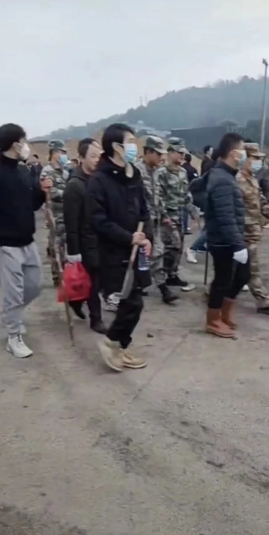 韩媒:“逃过”防疫检疫的韩国游客被驱逐出境,一年内限制入境中国